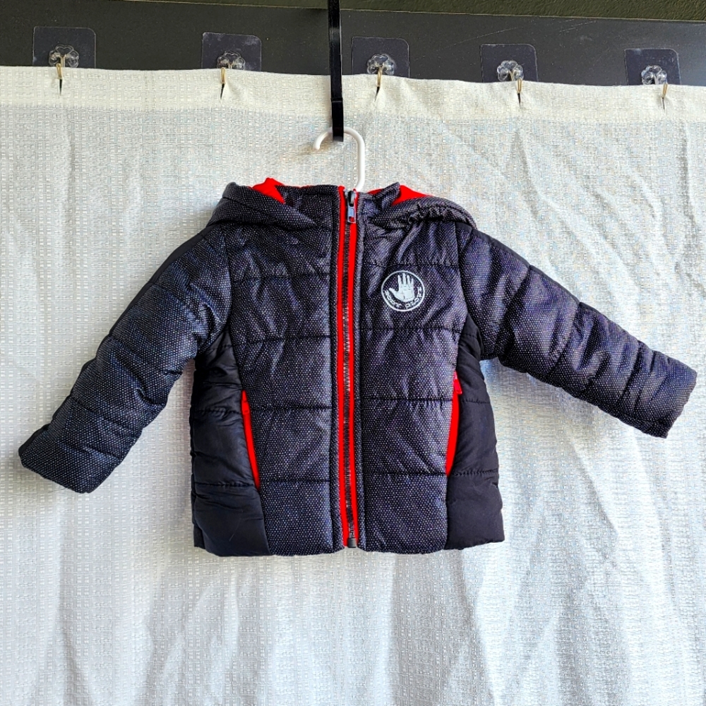 🪼NWOT  BODY GLOVE BLACK HOODED WINTER COAT WITH RED TRIM ~ SIZE 12 MTHS